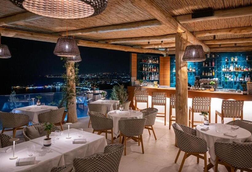 هتل San Domenico Palace, Taormina, A Four Seasons