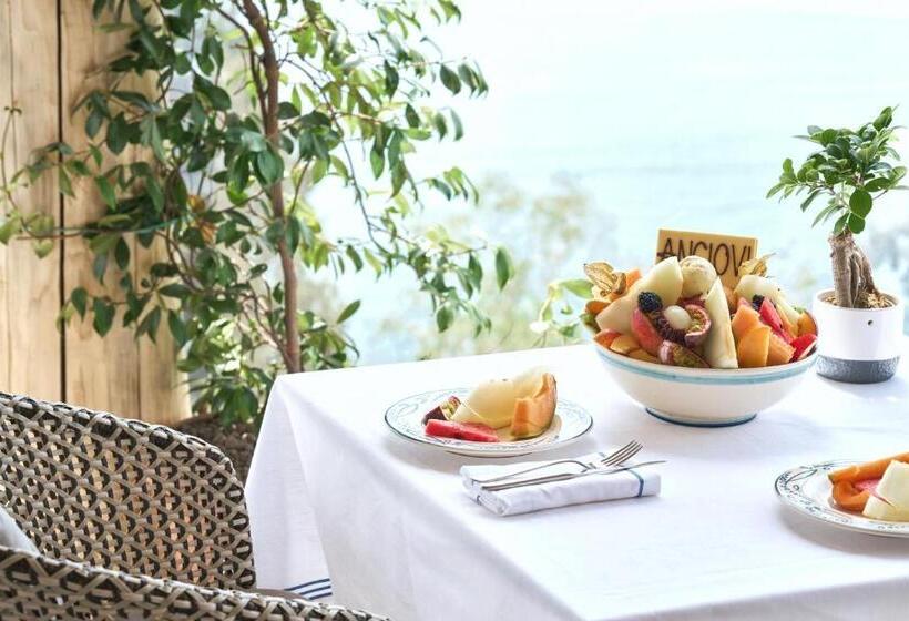 هتل San Domenico Palace, Taormina, A Four Seasons