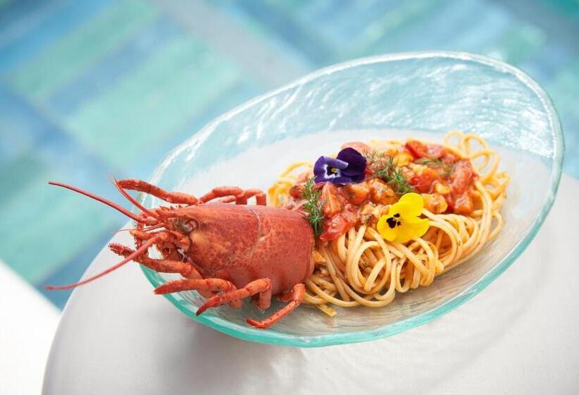 هتل San Domenico Palace, Taormina, A Four Seasons