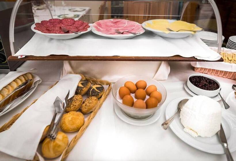 هتل San Marco Sestola