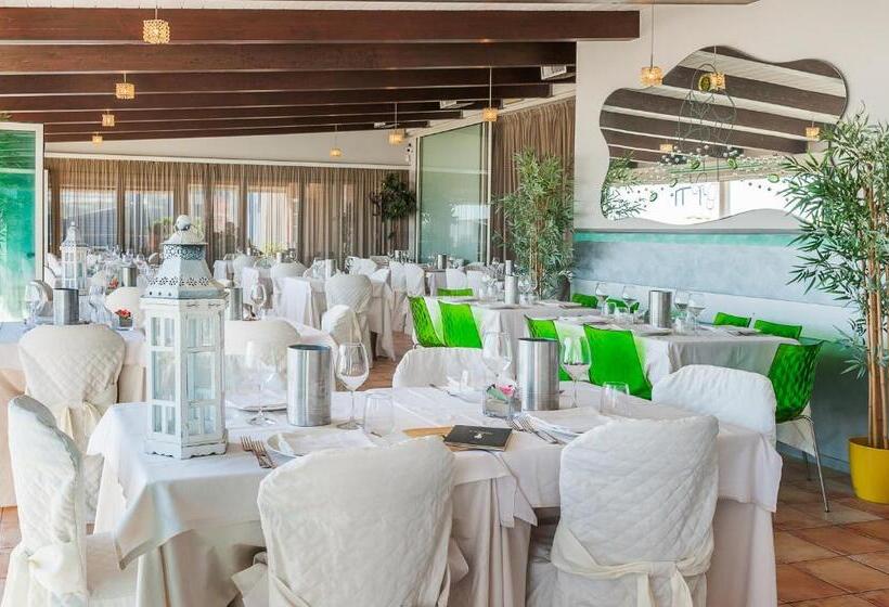 هتل Villa Corallo