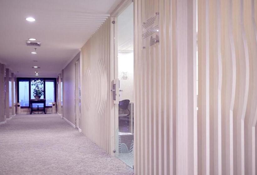 هتل Garden Palace