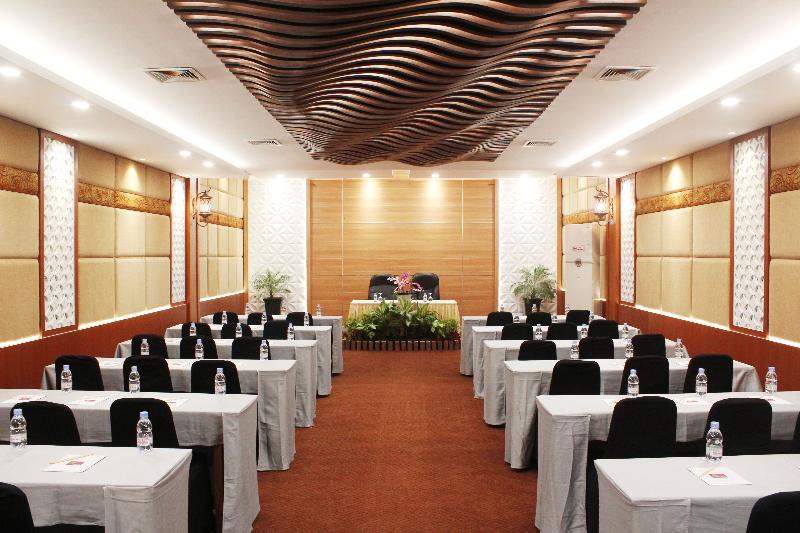 هتل Grand Inna Tunjungan