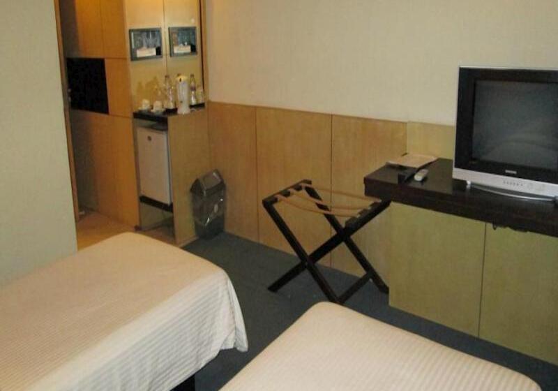 هتل Grand Mahkota