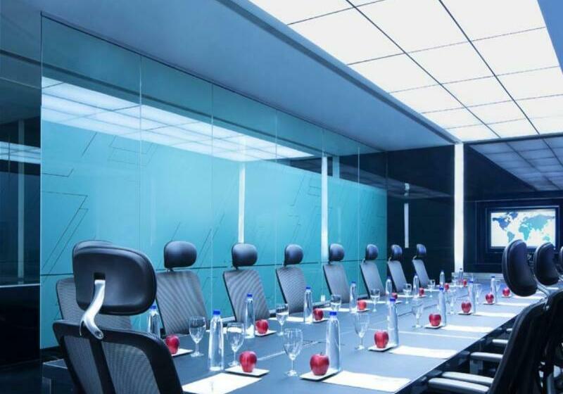 בית מלון כפרי Le Meridien Bangalore