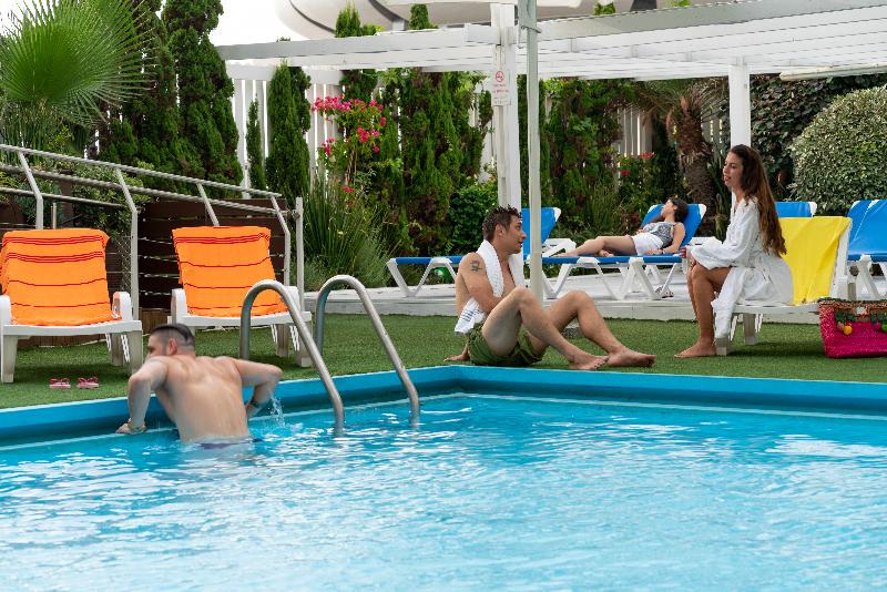 ホテル Leonardo Beach Tel Aviv