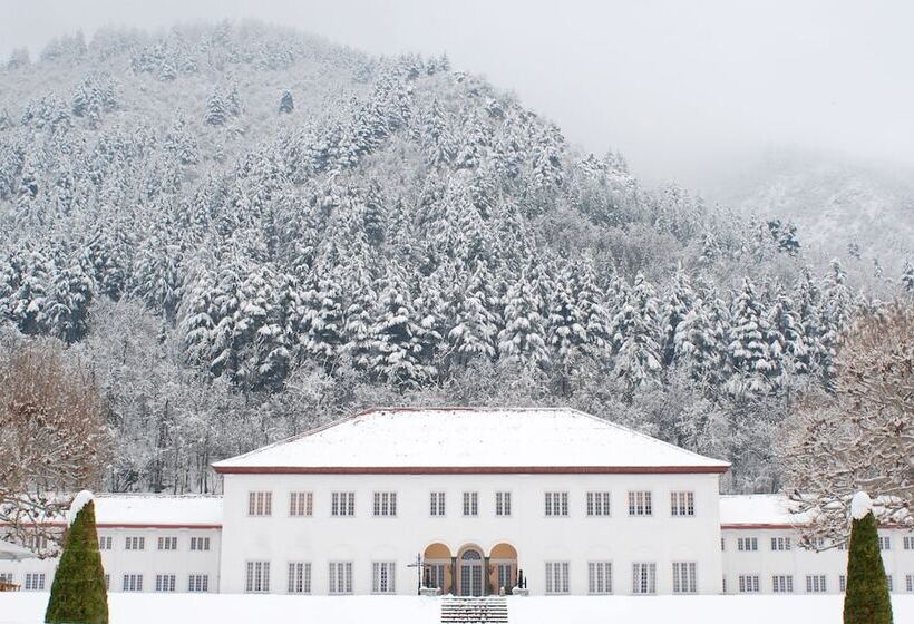 בית מלון כפרי The Lalit Grand Palace Srinagar