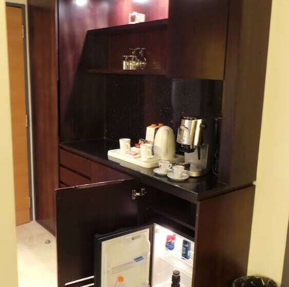 هتل Amman Airport