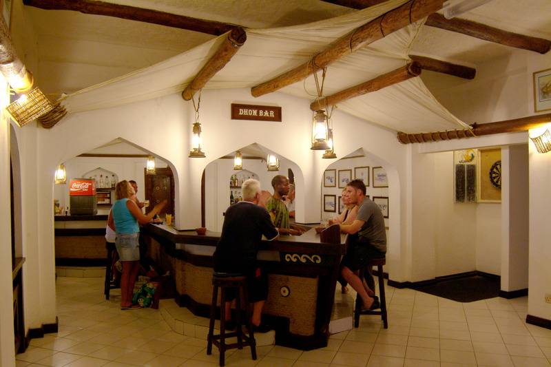 בית מלון כפרי Bamburi Beach