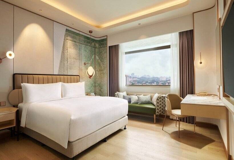 هتل Hilton Petaling Jaya
