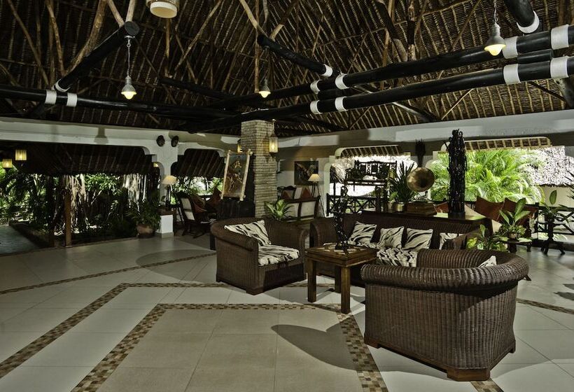 هتل Leopard Beach Resort And Spa