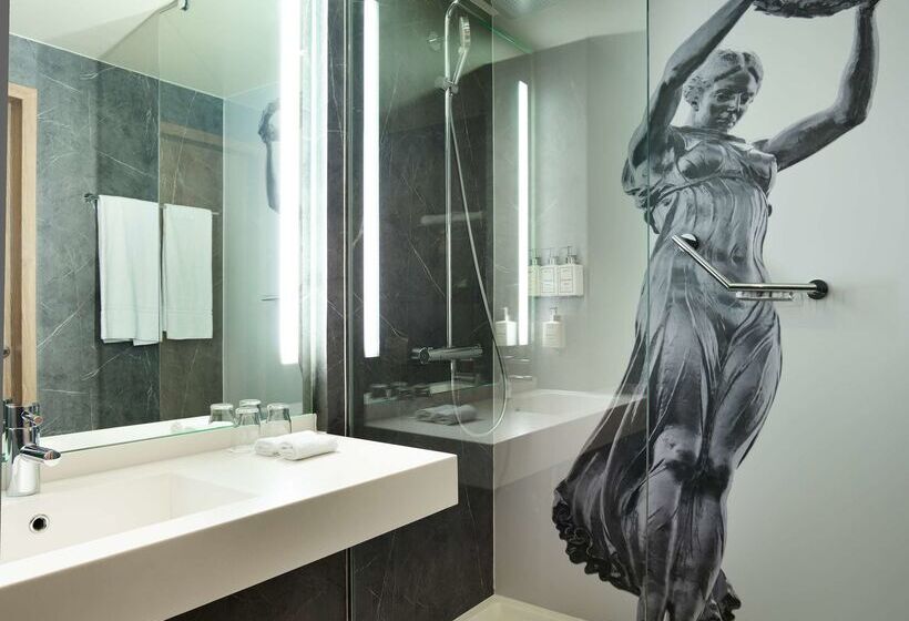 هتل Park Inn By Radisson Luxembourg City