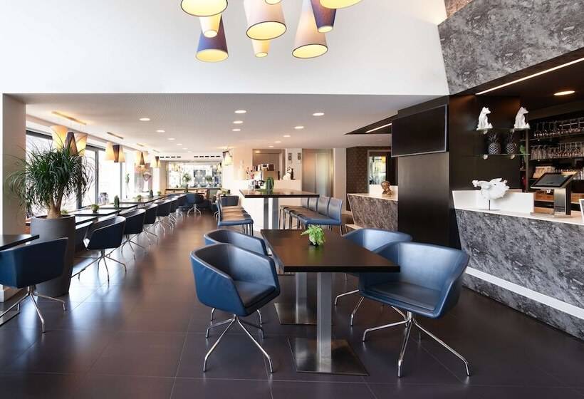 هتل Park Inn By Radisson Luxembourg City