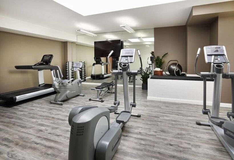 هتل Park Inn By Radisson Luxembourg City