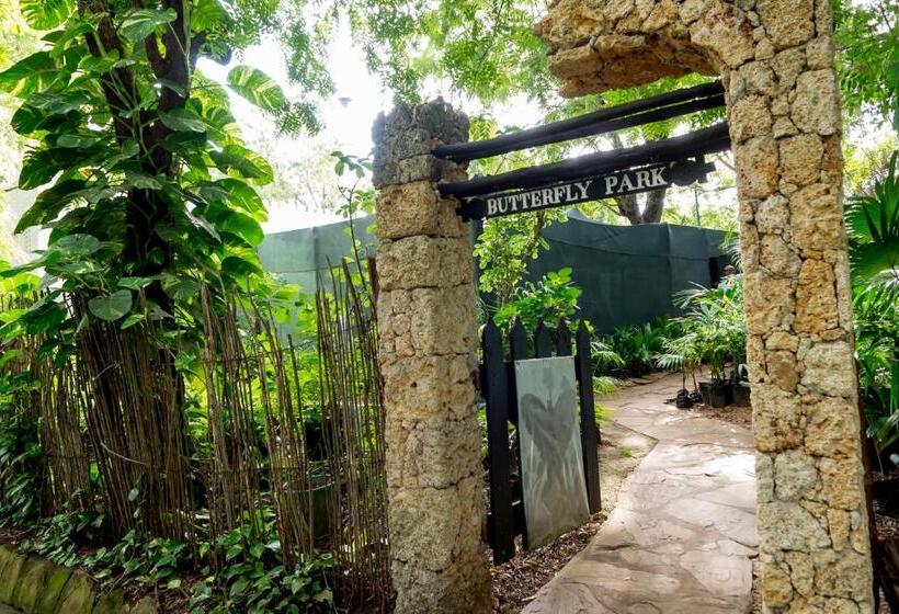 בית מלון כפרי Serena Beach Resort & Spa