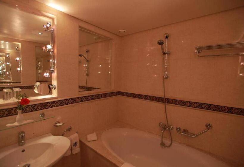 هتل Transatlantique