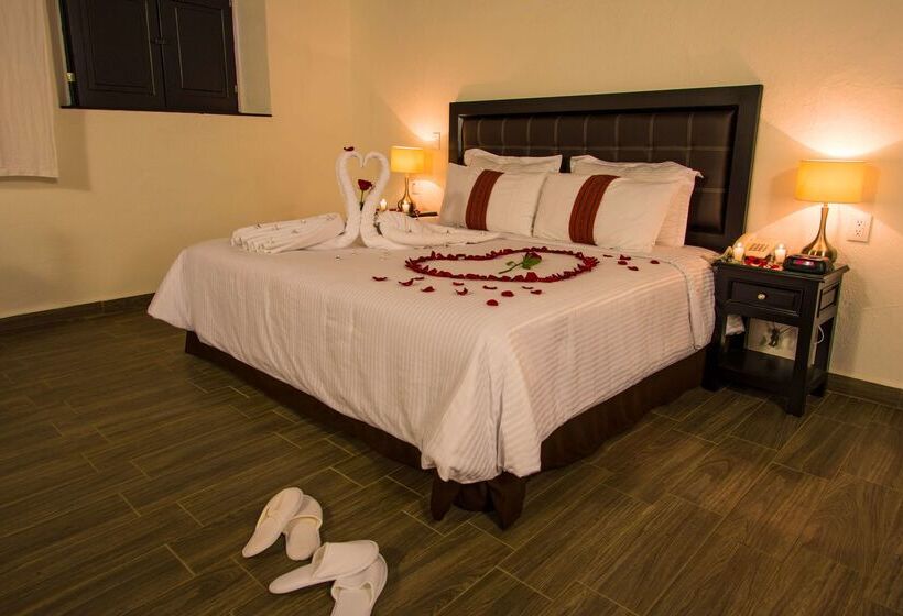 هتل Best Western Plus Posada De Don Vasco
