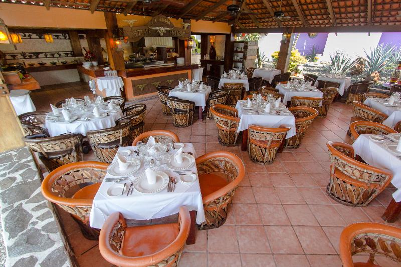 فندق Decameron Los Cocos Guayabitos, Ramada All Inclusive Resort