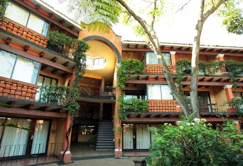 Hosteria Las Quintas Hotel Restaurante Bar