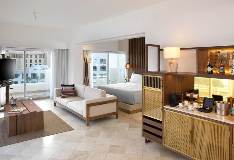 هتل Me Cabo By Meliá