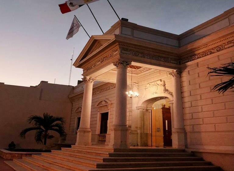 호텔 Mision Merida Panamericana