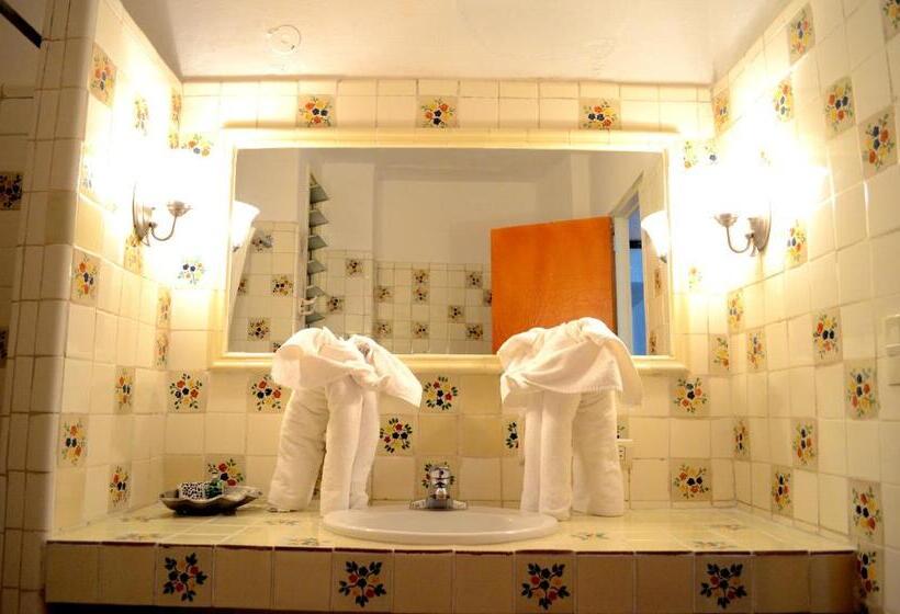 هتل Posada De La Aldea