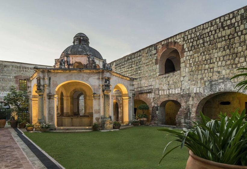 Отель Quinta Real Oaxaca
