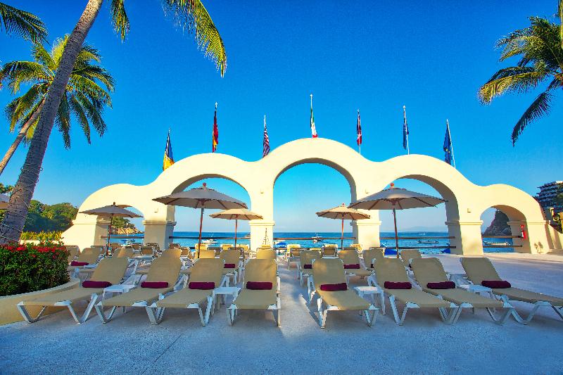 אתר נופש Barcelo Puerto Vallarta  All Inclusive