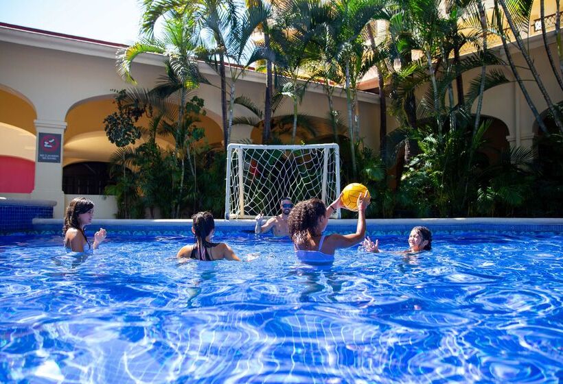 אתר נופש Barcelo Puerto Vallarta  All Inclusive