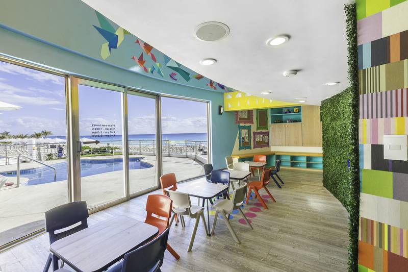 リゾートホテル Beach Palace All Inclusive