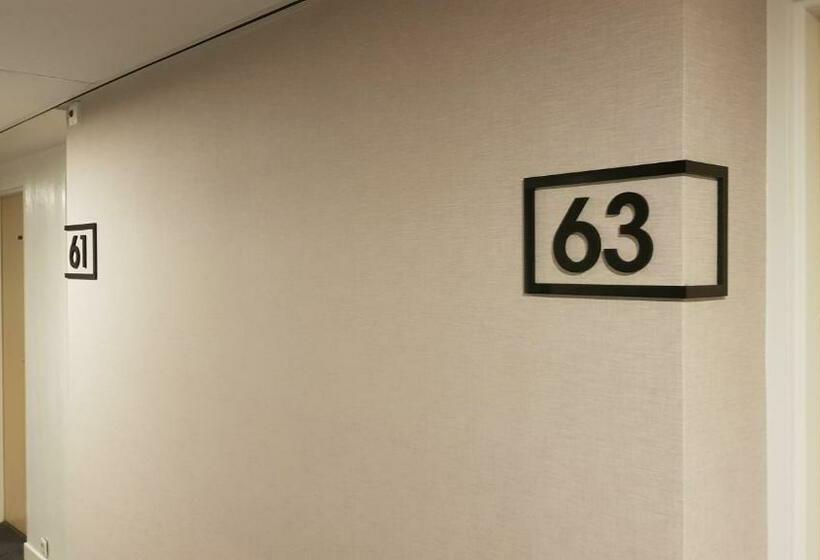 ホテル 2heerenveen