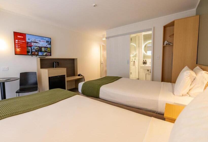 هتل Auckland Rose Park