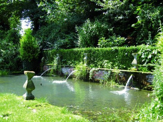 ホテル De Witte Raaf