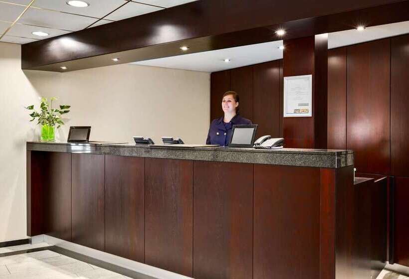 هتل NH Arnhem Rijn