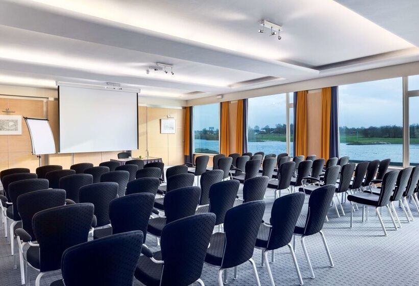 هتل NH Arnhem Rijn