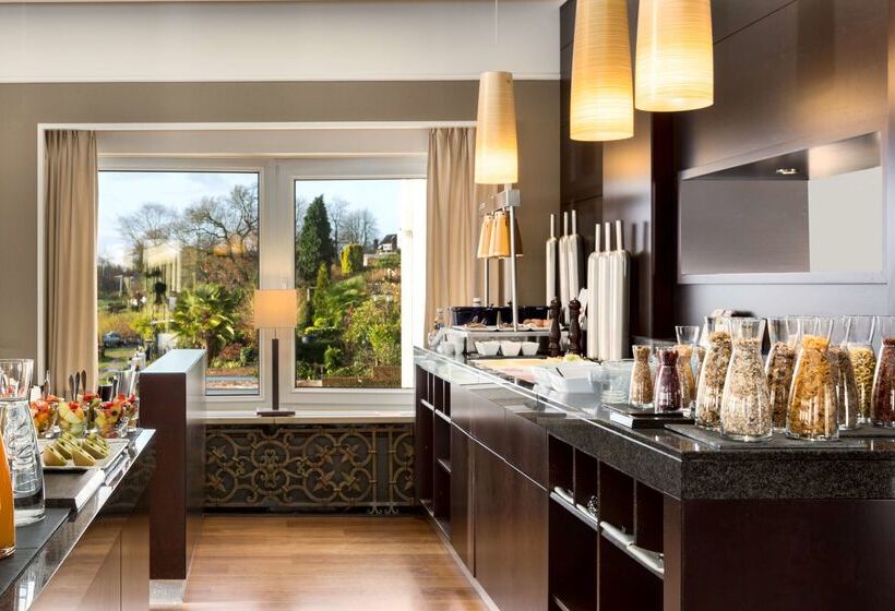 هتل NH Arnhem Rijn