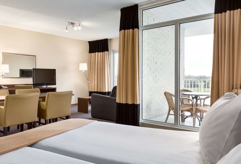 هتل NH Arnhem Rijn