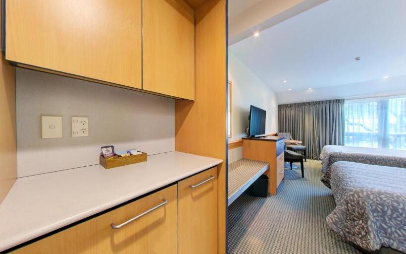 Отель Dunedin Leisure Lodge  Distinction