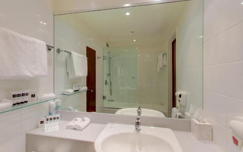 Отель Dunedin Leisure Lodge  Distinction