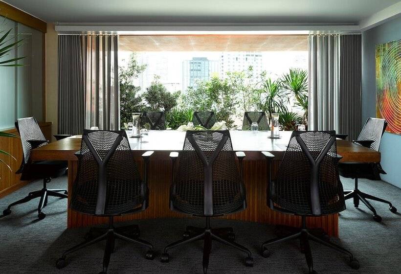 בית מלון כפרי Dusit Thani Manila