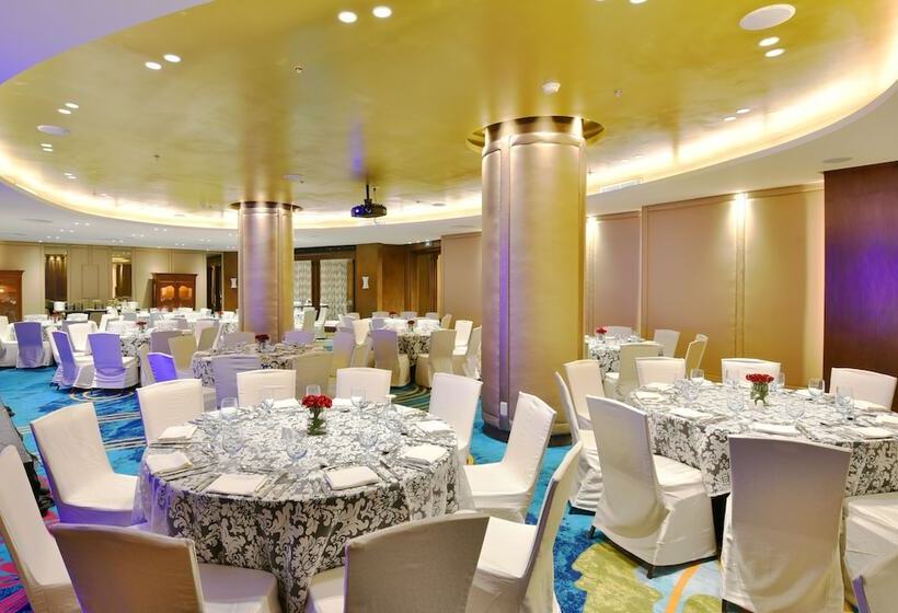 בית מלון כפרי Dusit Thani Manila