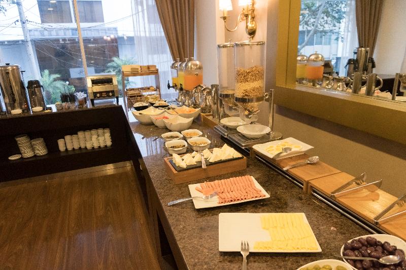 فندق Jose Antonio