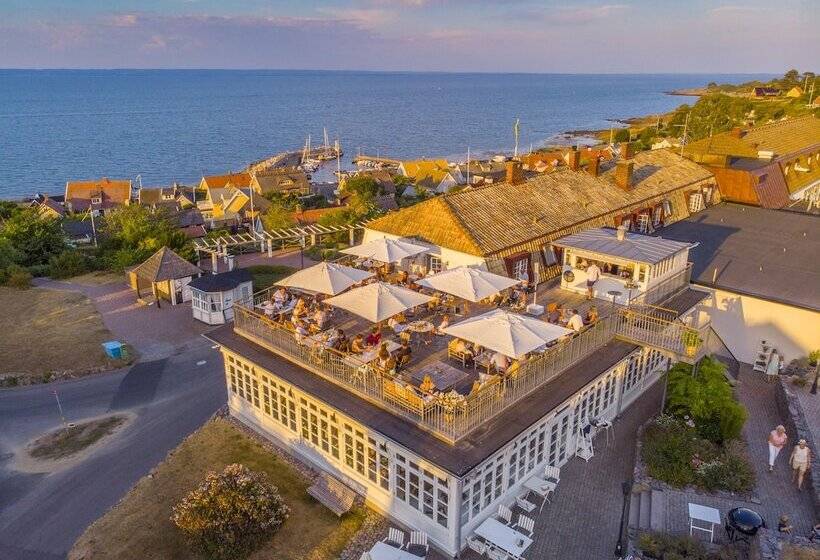 בית מלון כפרי Rusthållargården