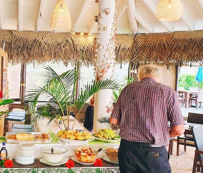 هتل Manuia Beach Resort