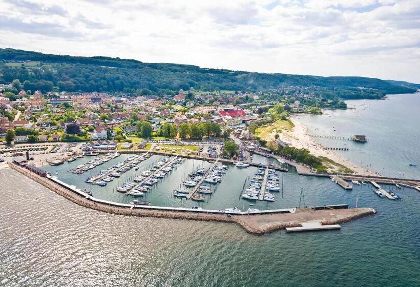 هتل Skansen Båstad