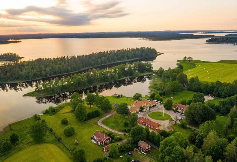 هتل Toftaholm Herrgård
