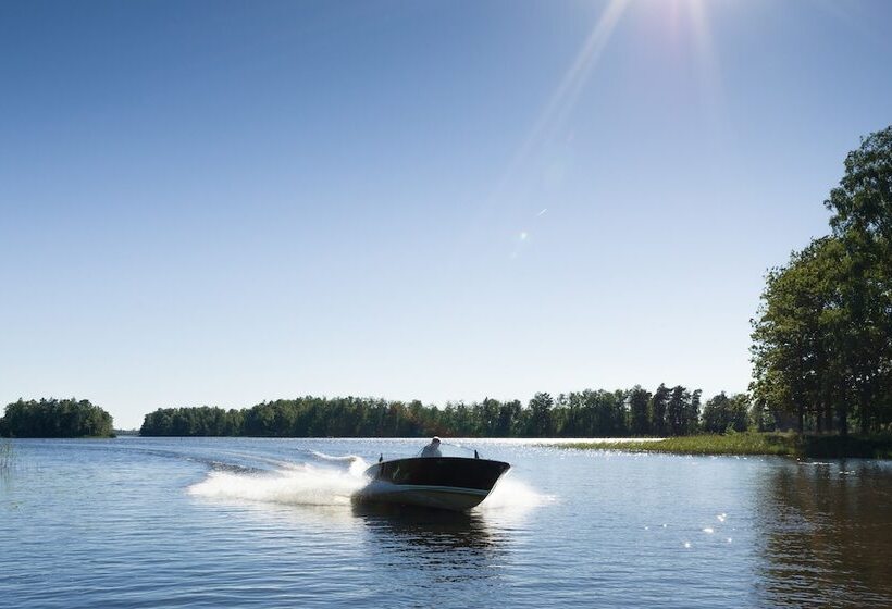 هتل Toftaholm Herrgård