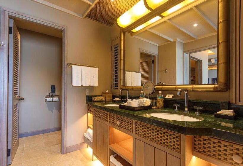 Palau Pacific Resort