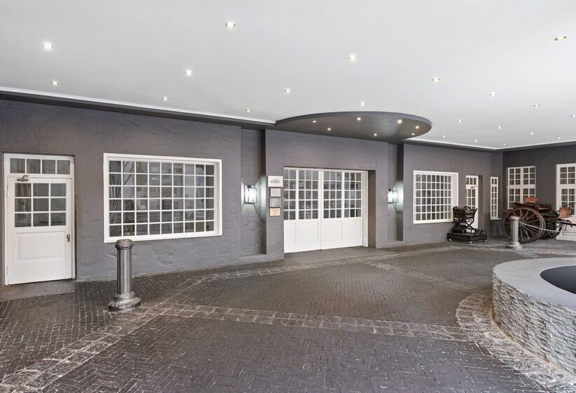 Protea Hotel By Marriott Johannesburg Balalaika Sandton