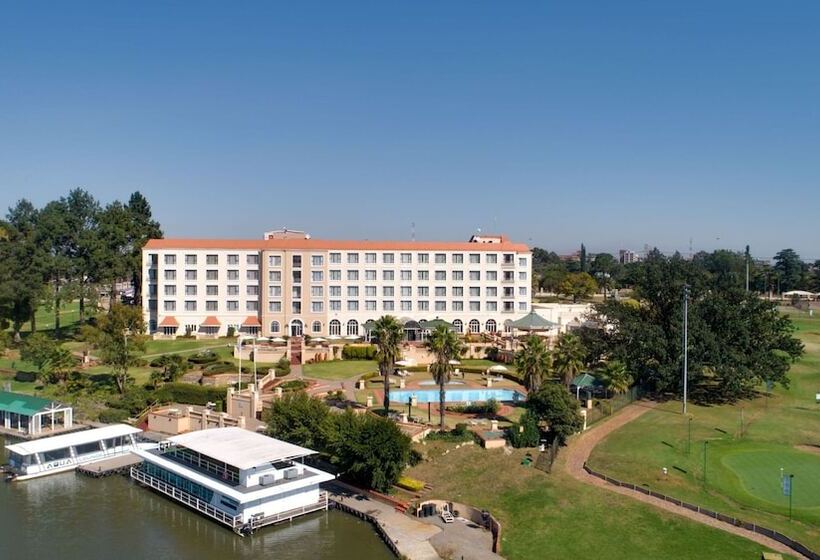 ホテル Riviera On Vaal Resort